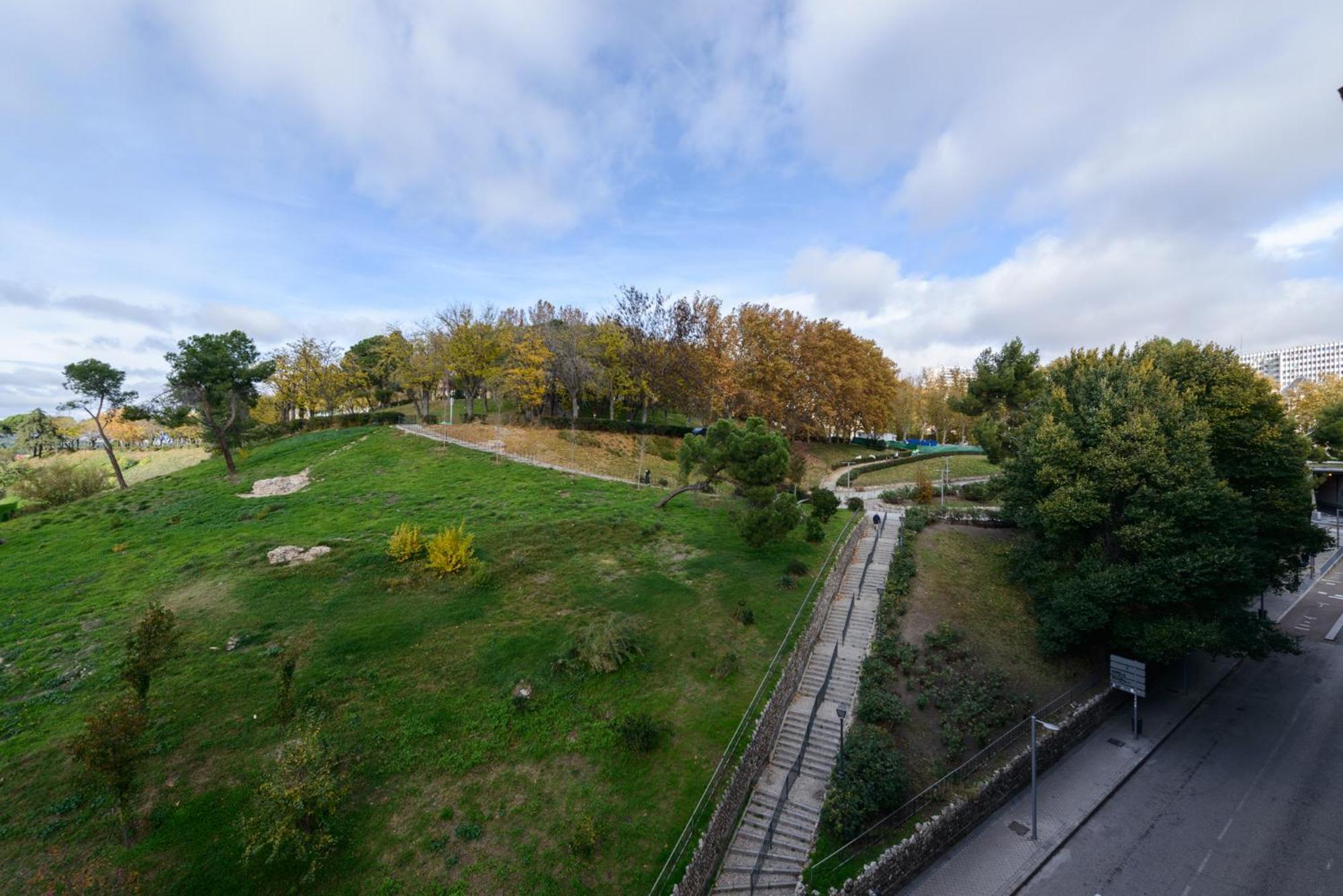 Апартаменти Amplio Piso En Madrid Centro Con Vistas Al Templo De Debod Екстер'єр фото